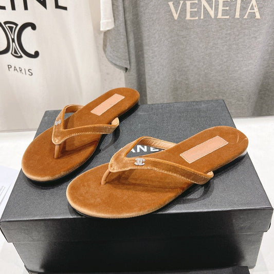 cc thong sandal brown velvet