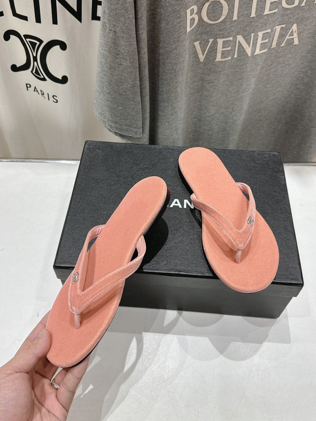 cc thong sandal peachy pink velvet