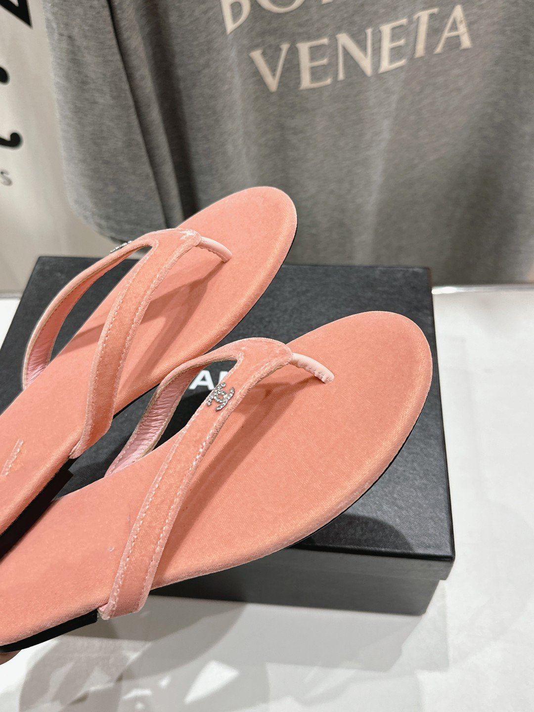 cc thong sandal peachy pink velvet