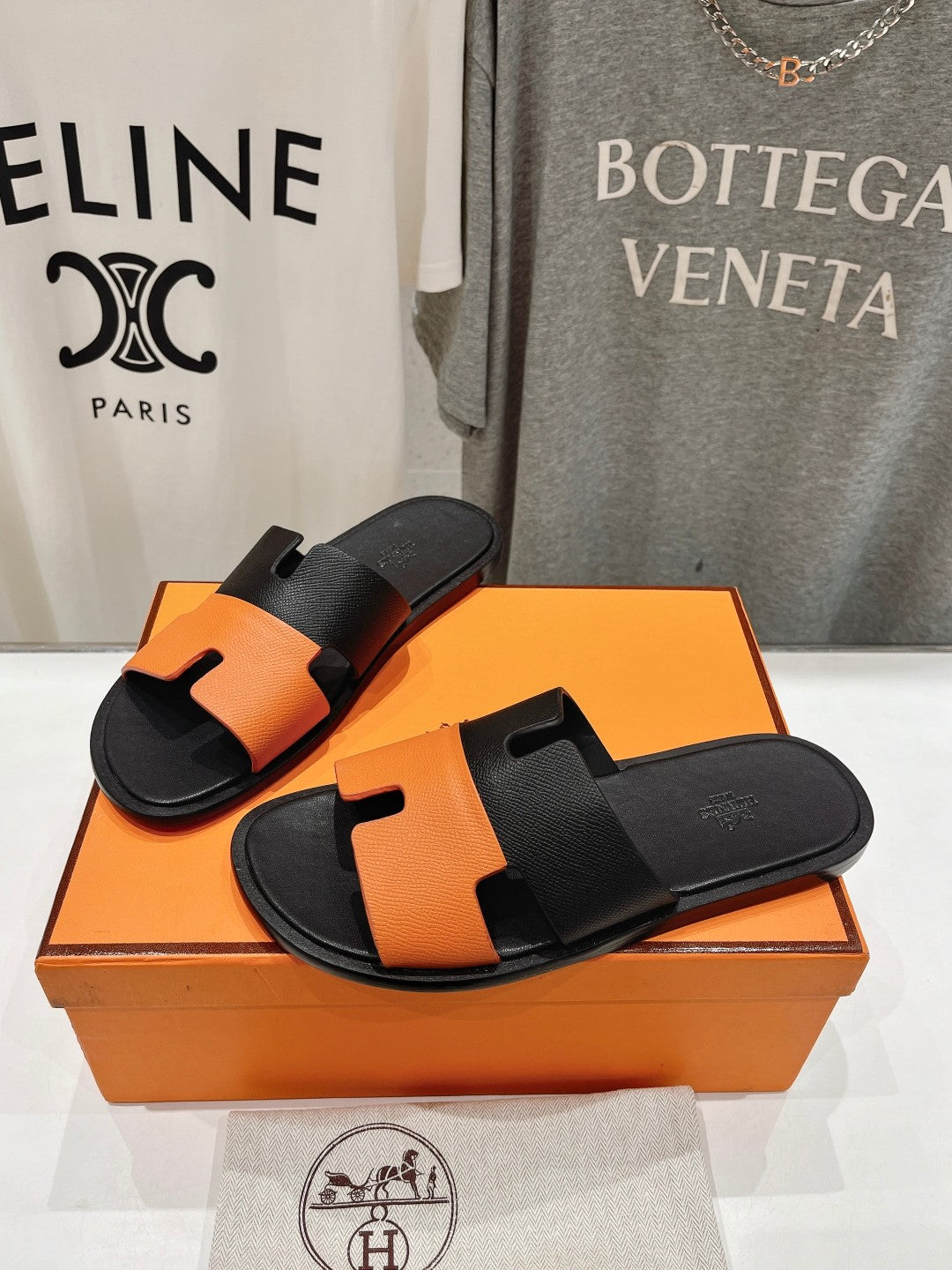 IZMIR SANDAL BLACK MIX ORANGE LAMBSKIN