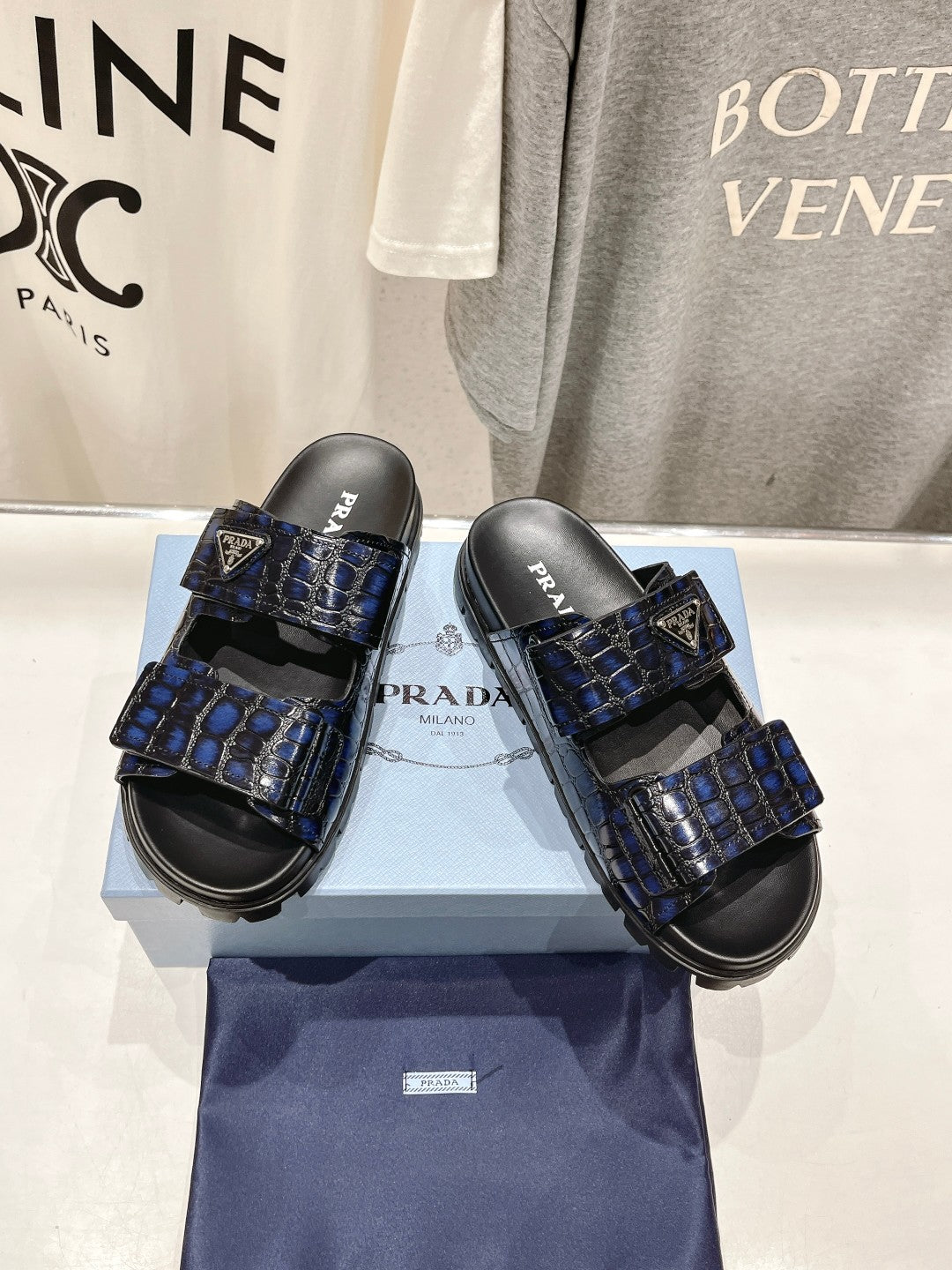 PRA CROCODILE LEATHER MOTIF SANDALS BLACK AND LAPIS CALFSKIN