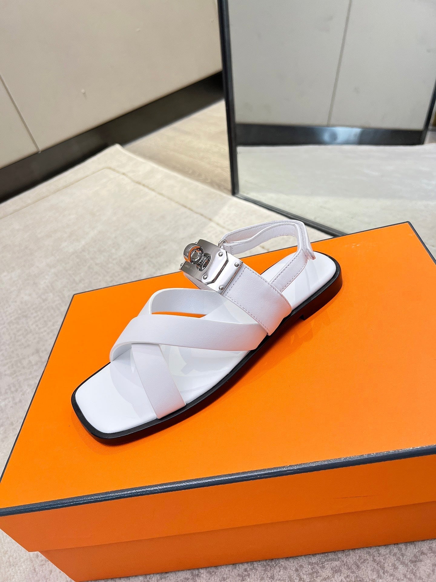 Ines sandal white calfskin