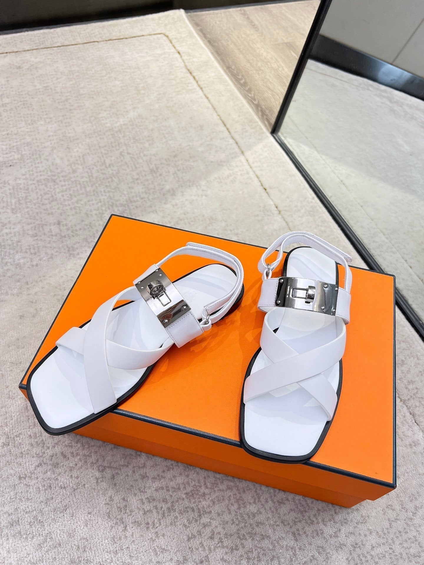 Ines sandal white calfskin