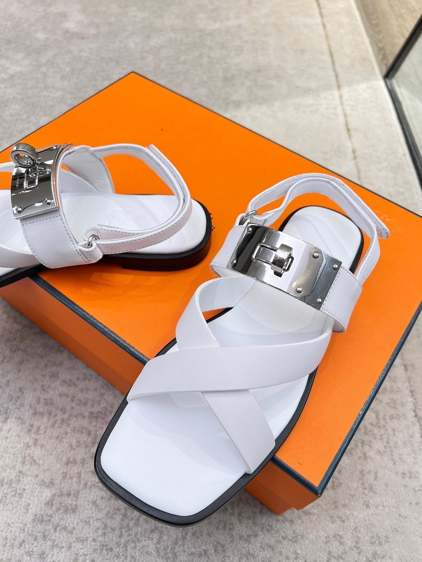 Ines sandal white calfskin