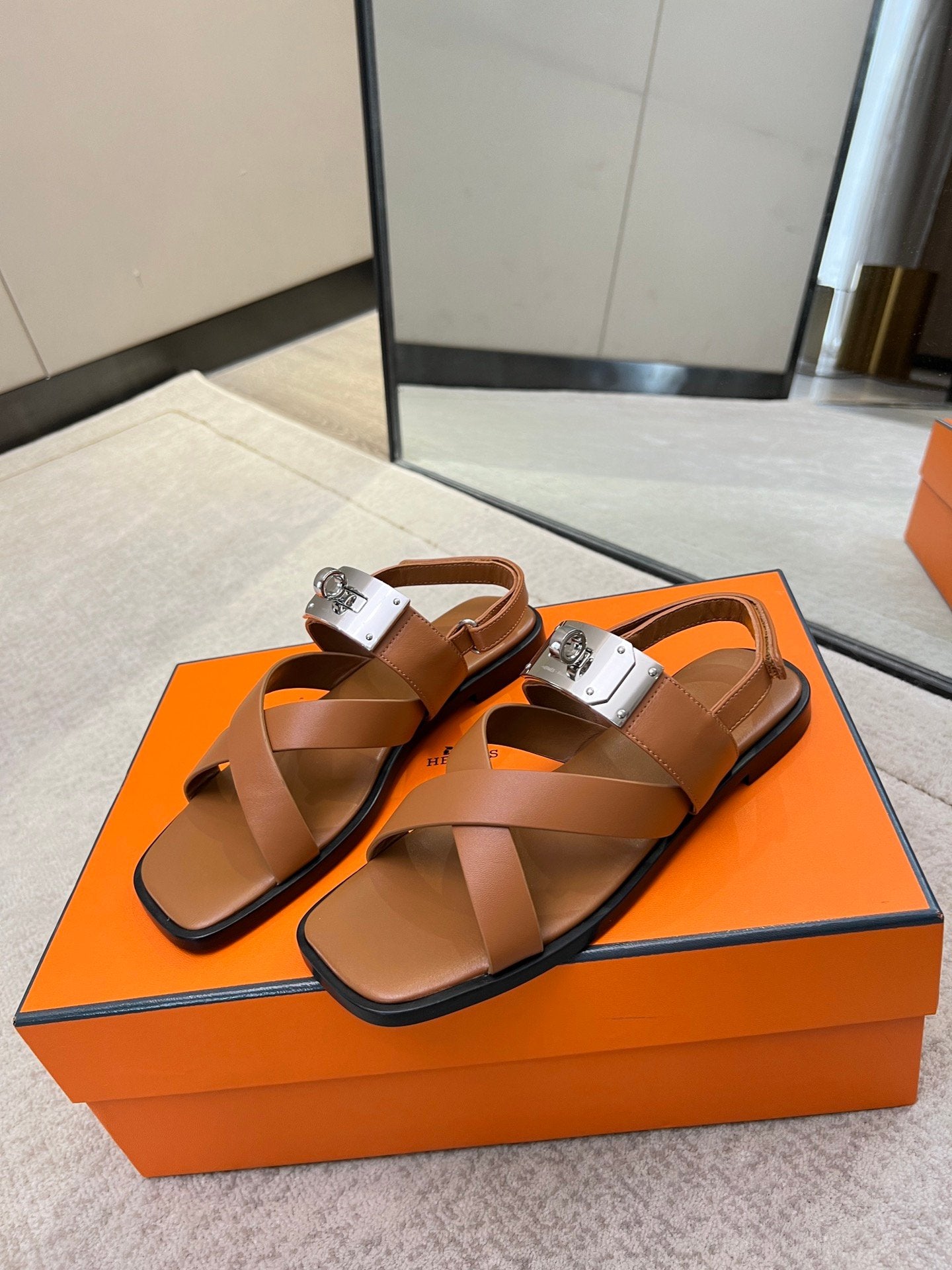 Ines sandal brown calfskin