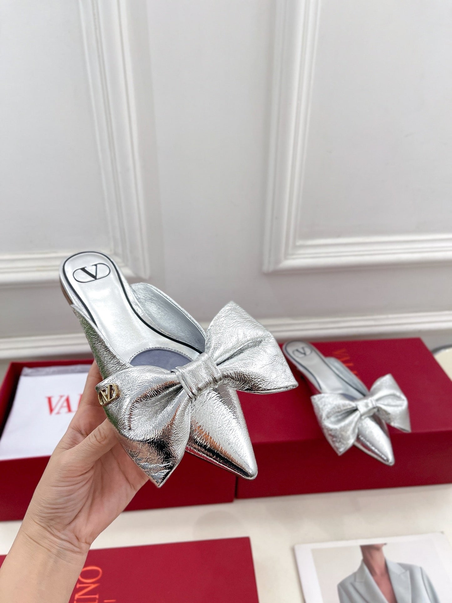 VLogo Bow Mules Women Silk Silver