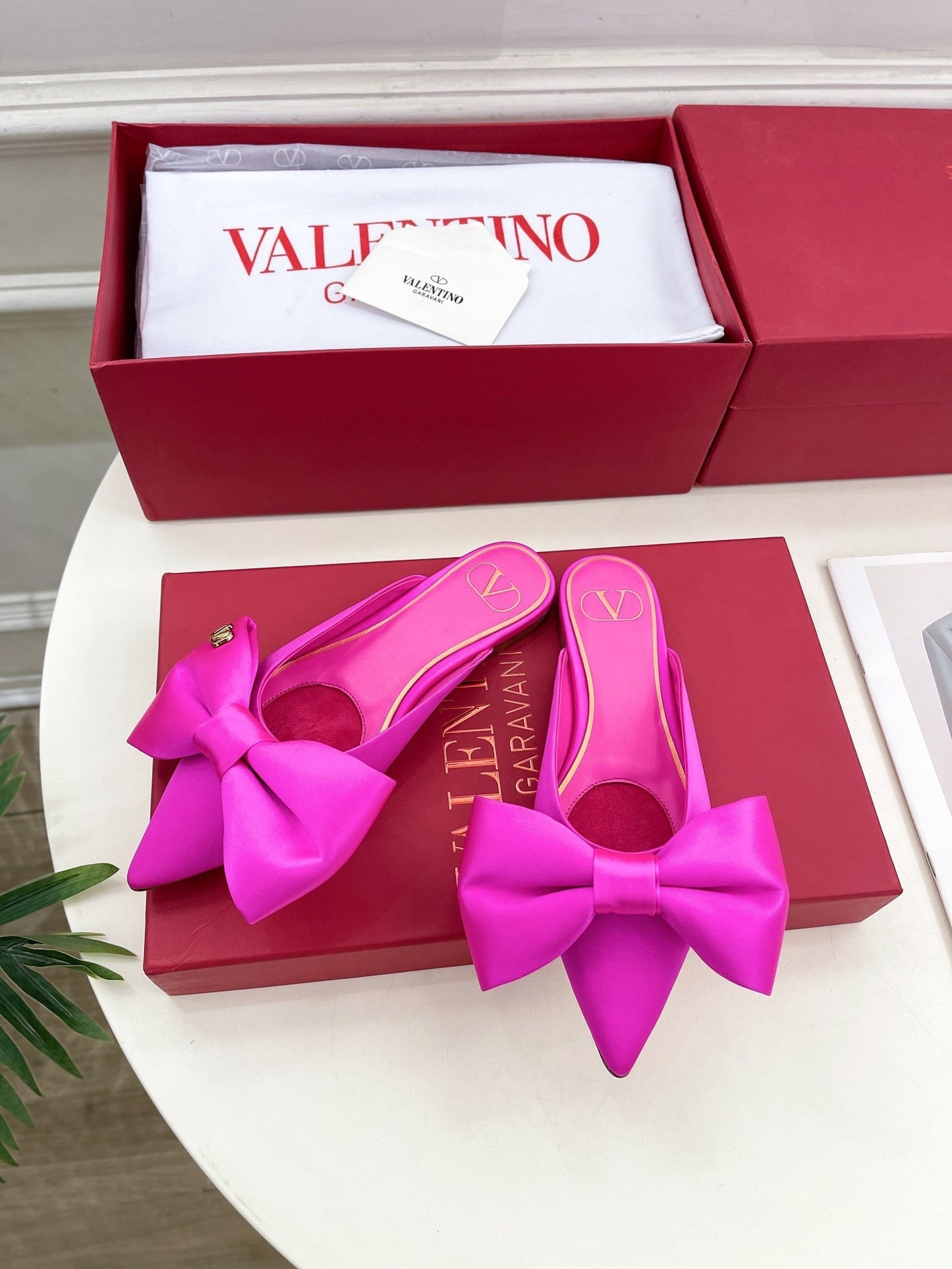 VLogo Bow Mules Women Silk Hot Pink