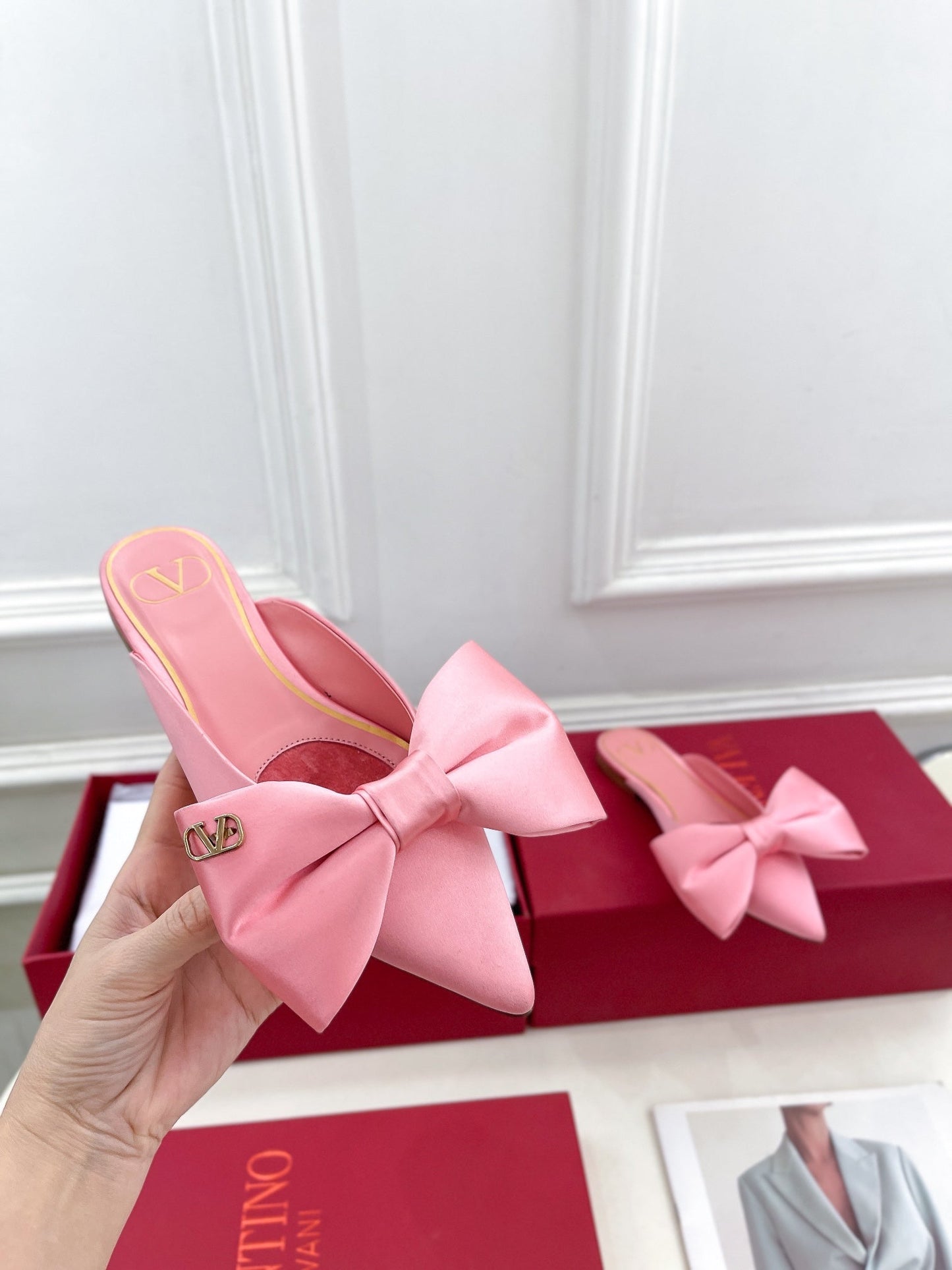 VLogo Bow Mules Women Silk Pink