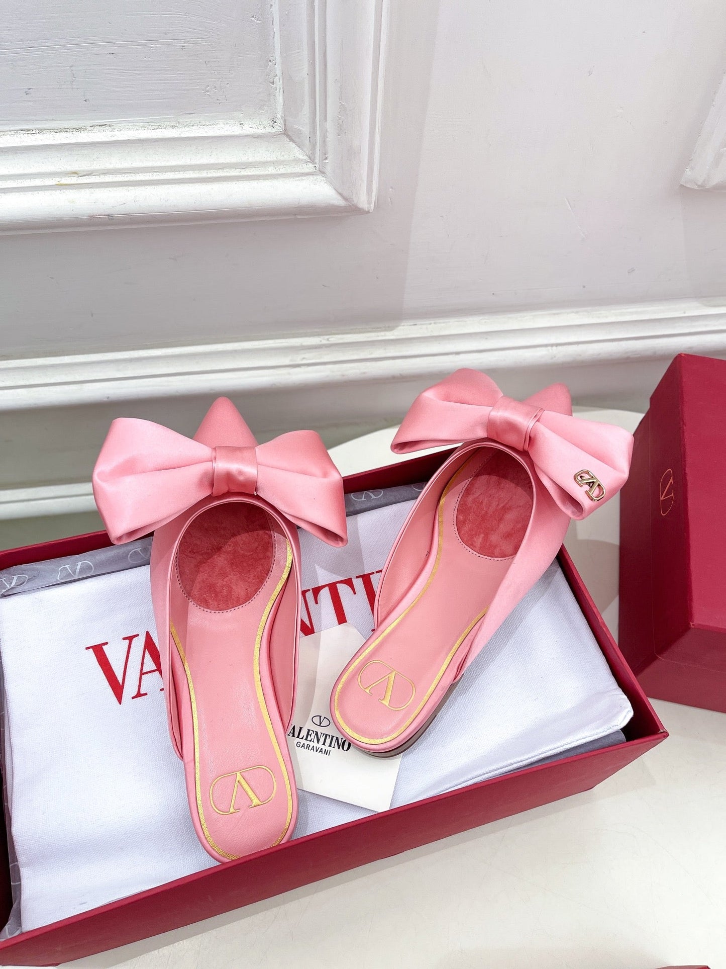 VLogo Bow Mules Women Silk Pink