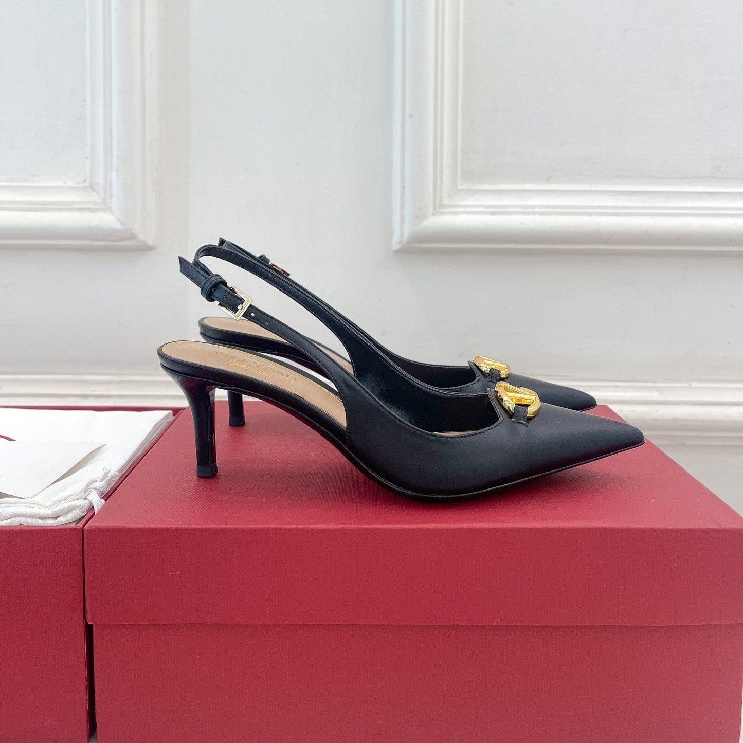 The Bold Edition Vlogo Slingback 60 Black Calfskin