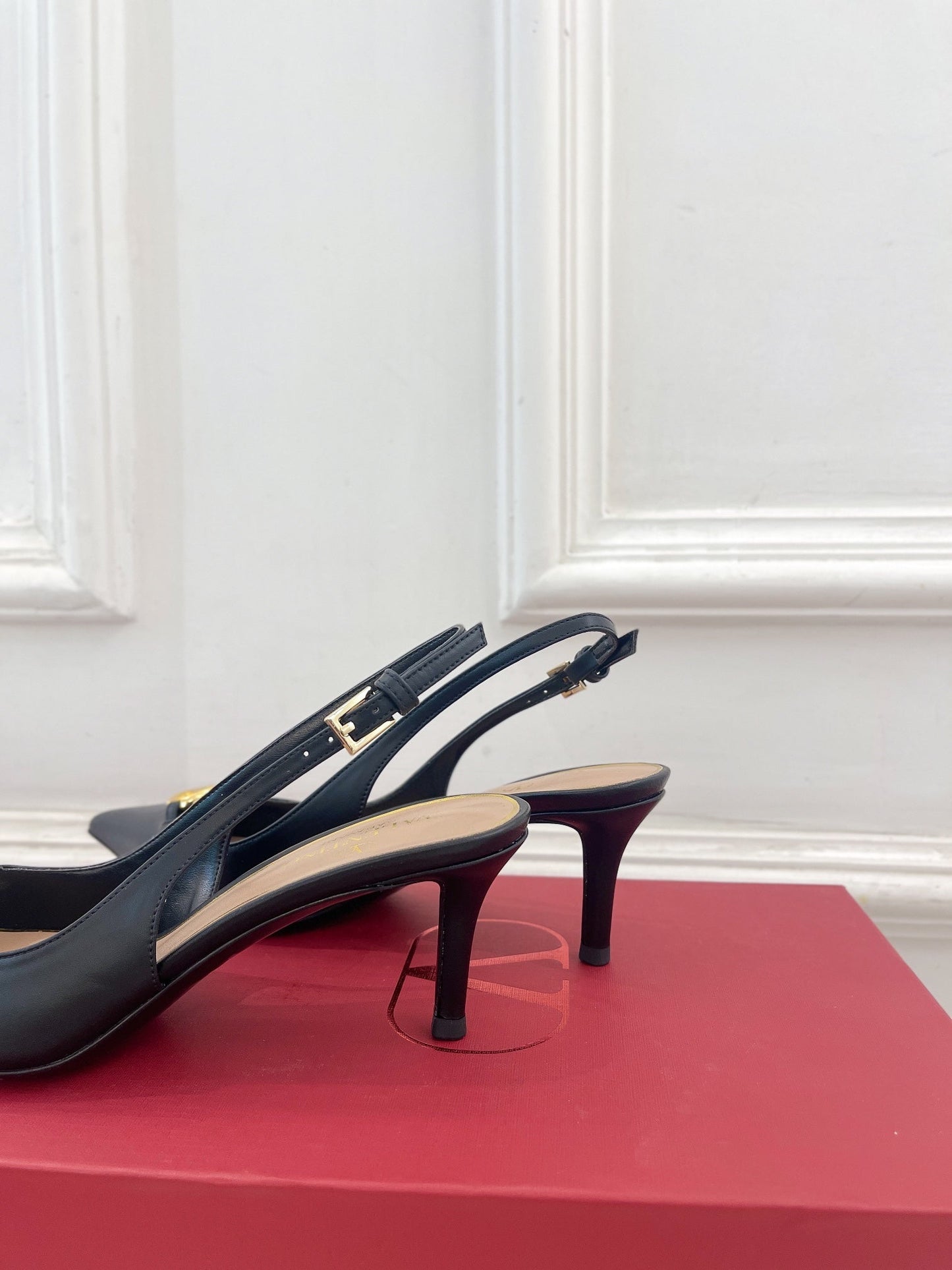 The Bold Edition Vlogo Slingback 60 Black Calfskin