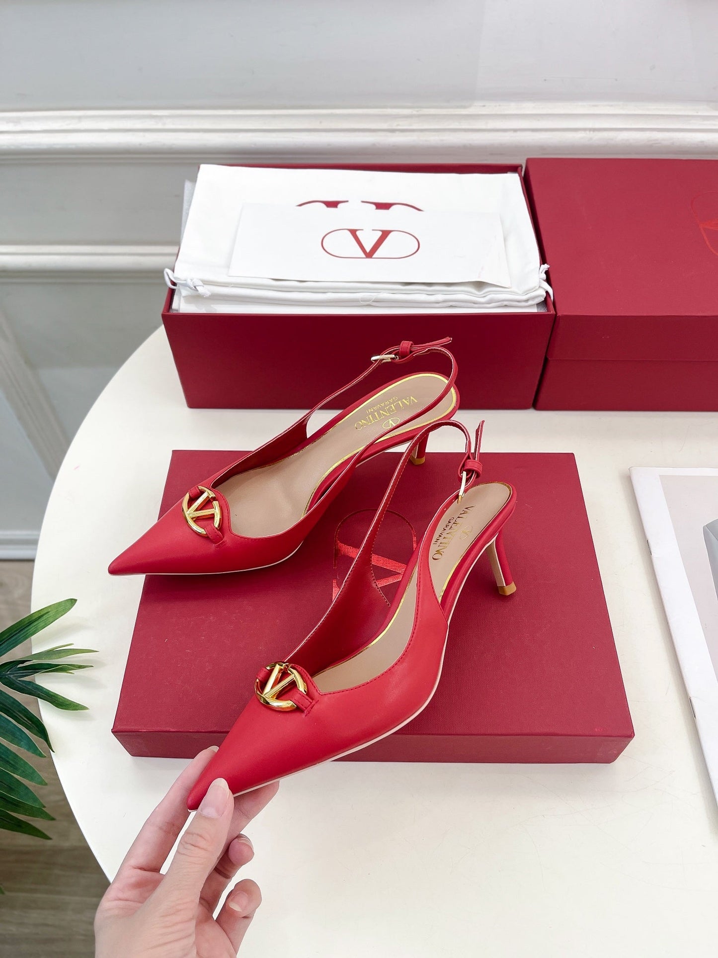 The Bold Edition Vlogo Slingback 60 Red Calfskin