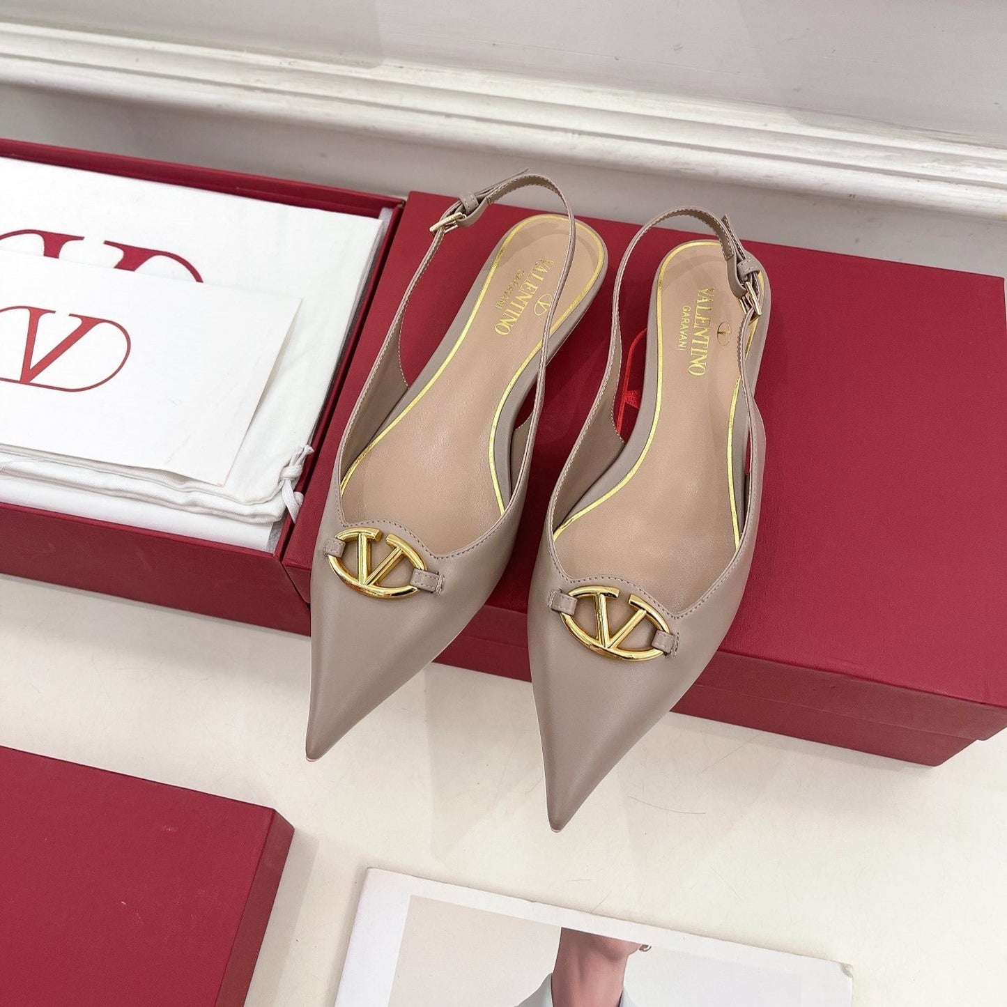 The Bold Edition Vlogo Slingback Flat 20 Rose Cannelle Calfskin