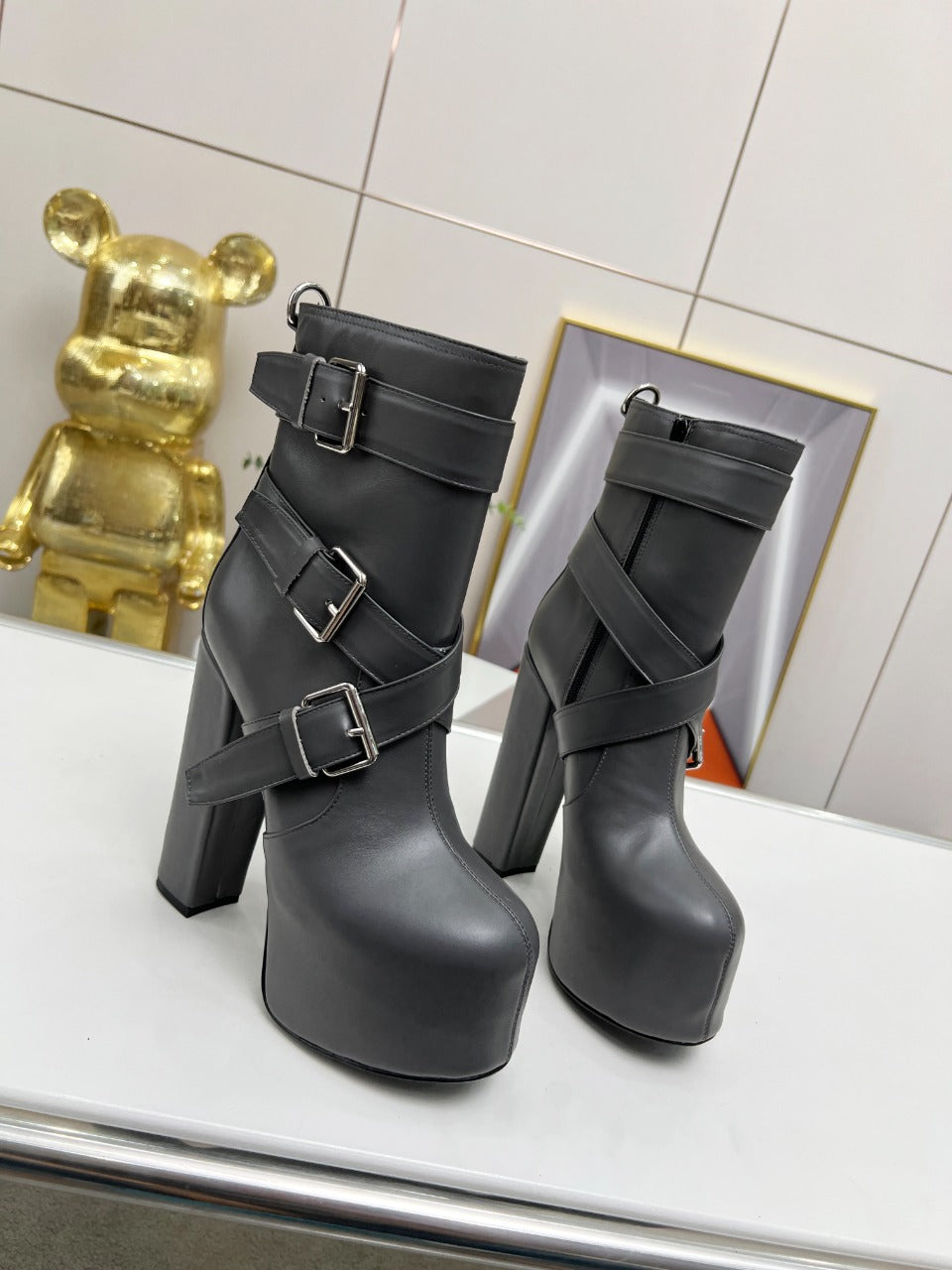 SL ANKLE BUCKLE BOOT PLATFORM BLACK CALFSKIN