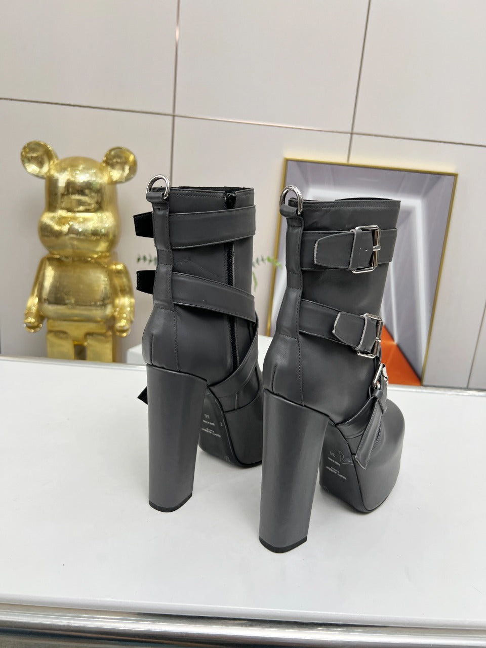 SL ANKLE BUCKLE BOOT PLATFORM BLACK CALFSKIN