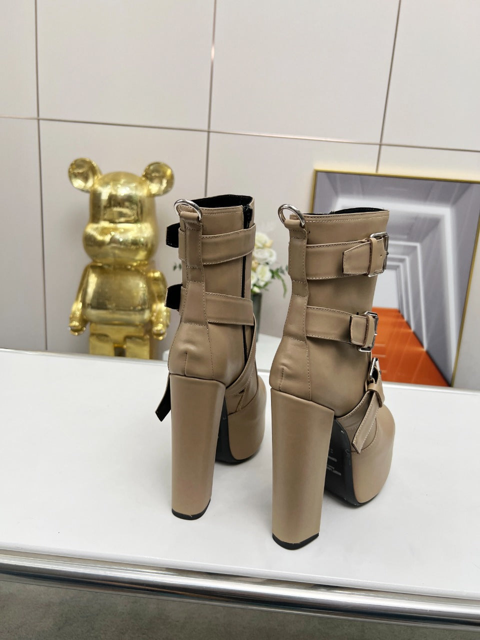 SL ANKLE BUCKLE BOOT PLATFORM TAN CALFSKIN