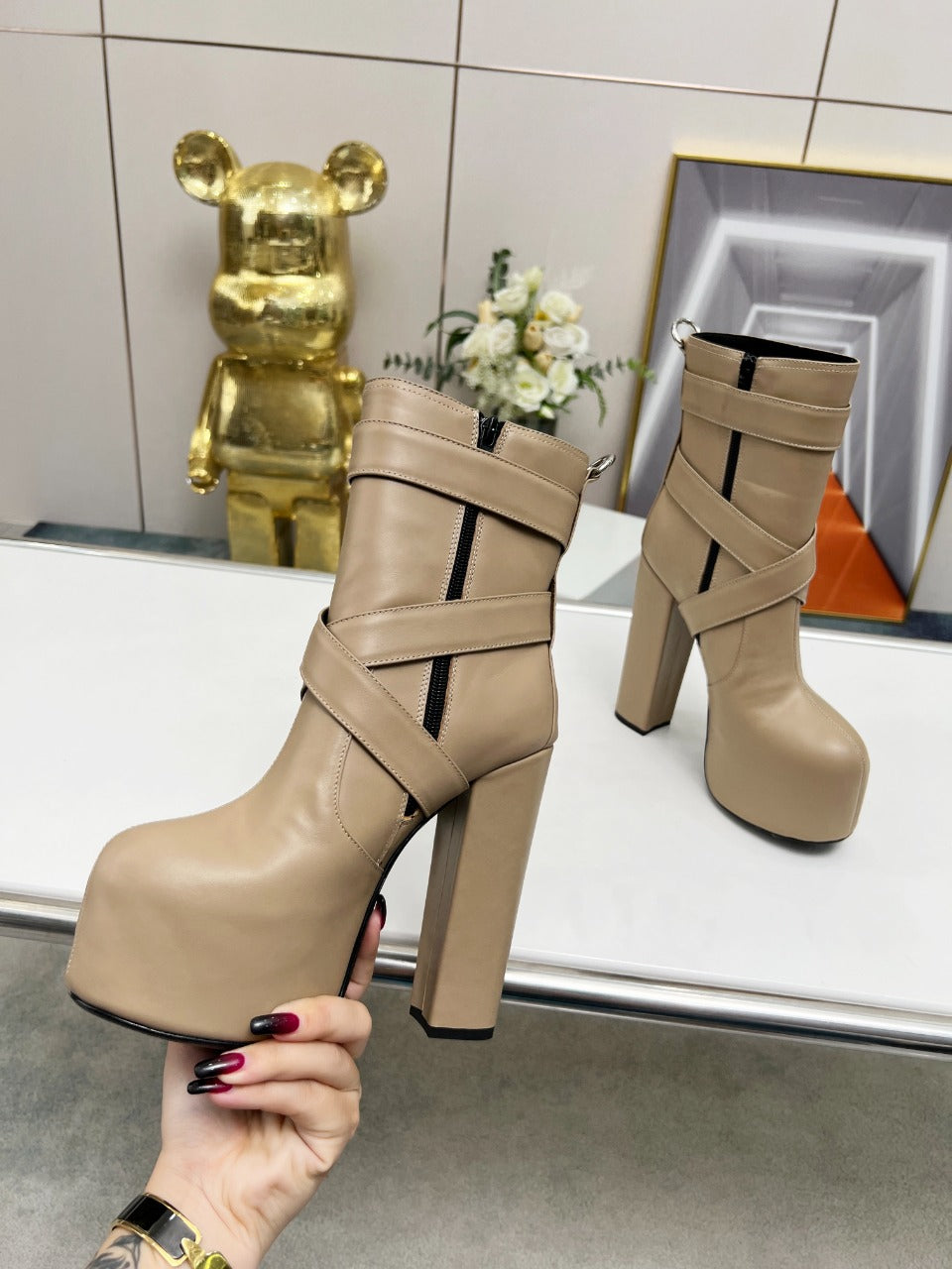 SL ANKLE BUCKLE BOOT PLATFORM TAN CALFSKIN