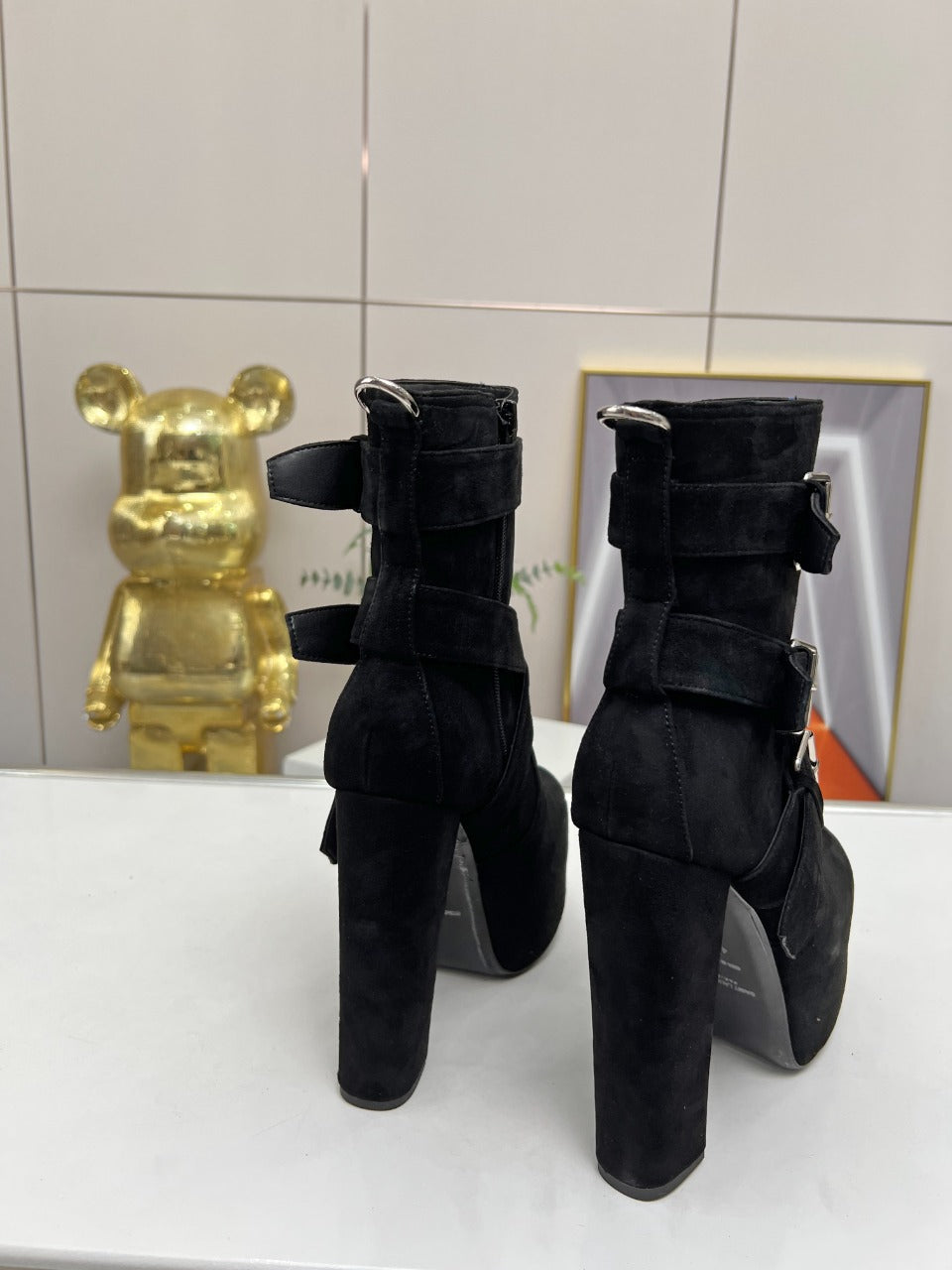 SL ANKLE BUCKLE BOOT PLATFORM BLACK SUEDE