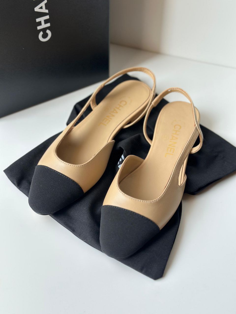 Slingback Flat Beige Lambskin Black Grosgrain