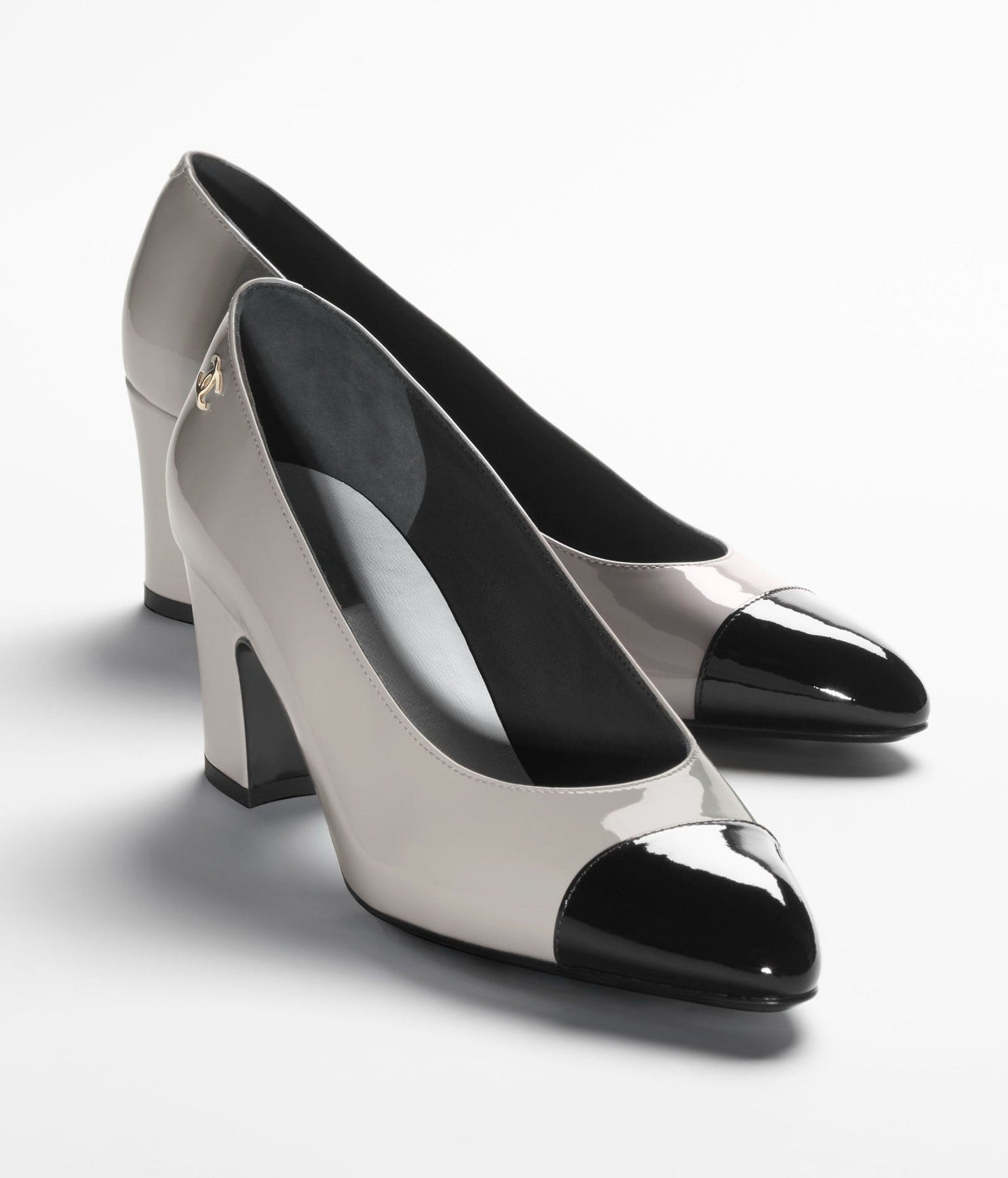 pumps light gray black patent calfskin