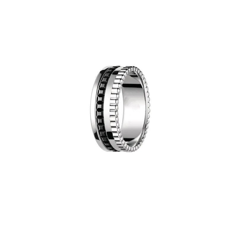 QUATRE BLACK EDITION SMALL SILVER RING