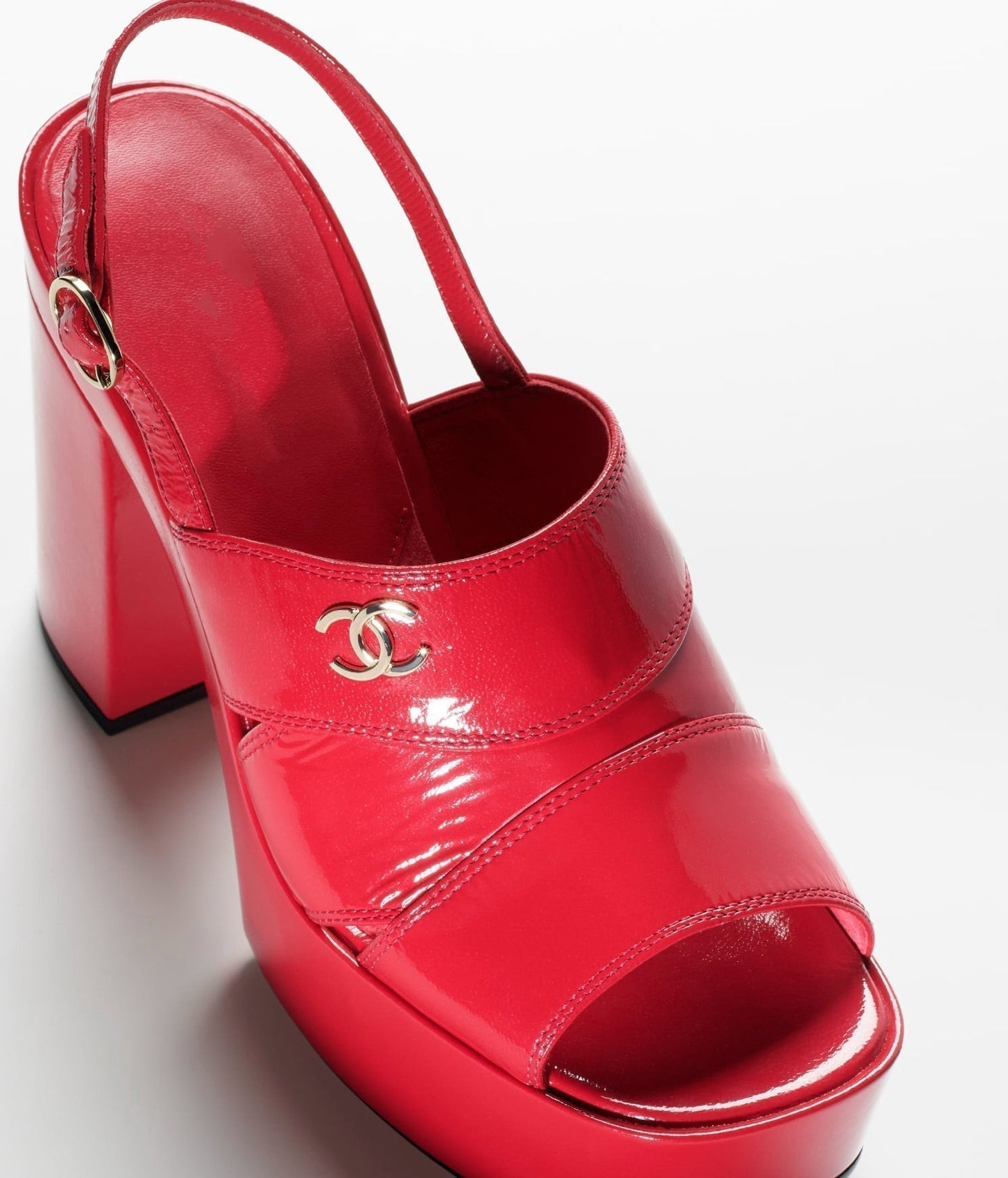 sandals red patent crumpled lambksin