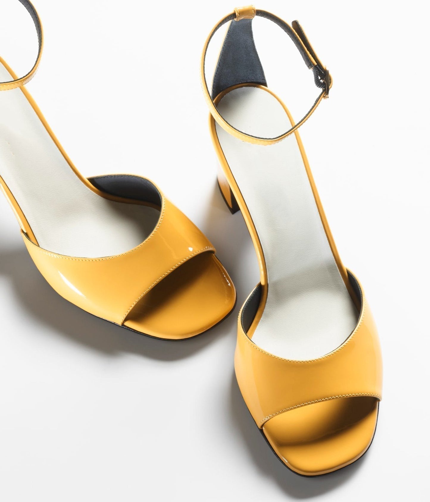 sandals yellow patent calfskin