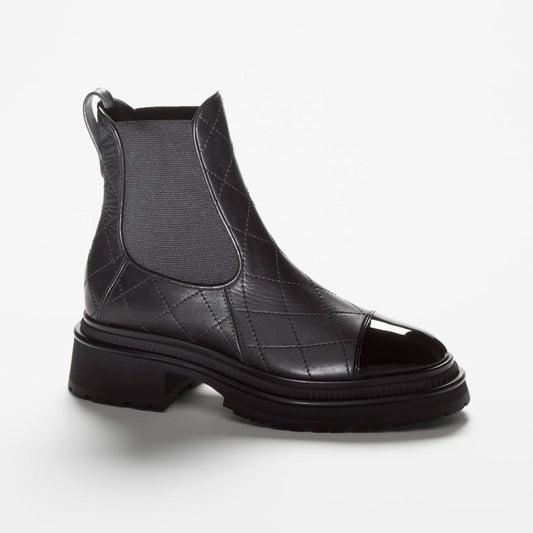 short boots black calfskin