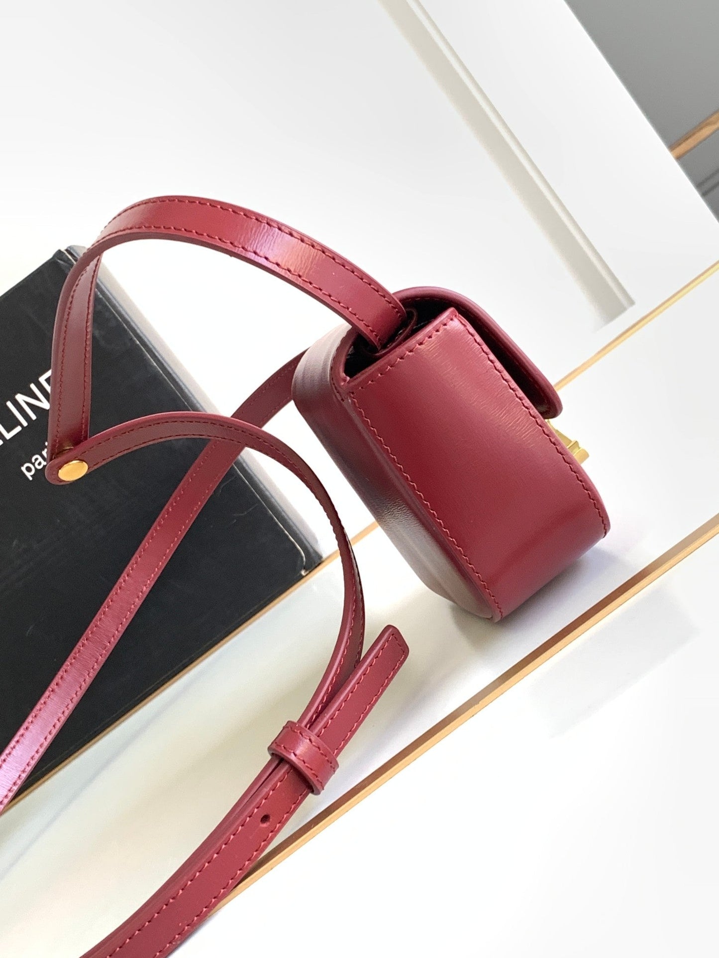 TEEN TRIOMPHE 11CM RED CALFSKIN