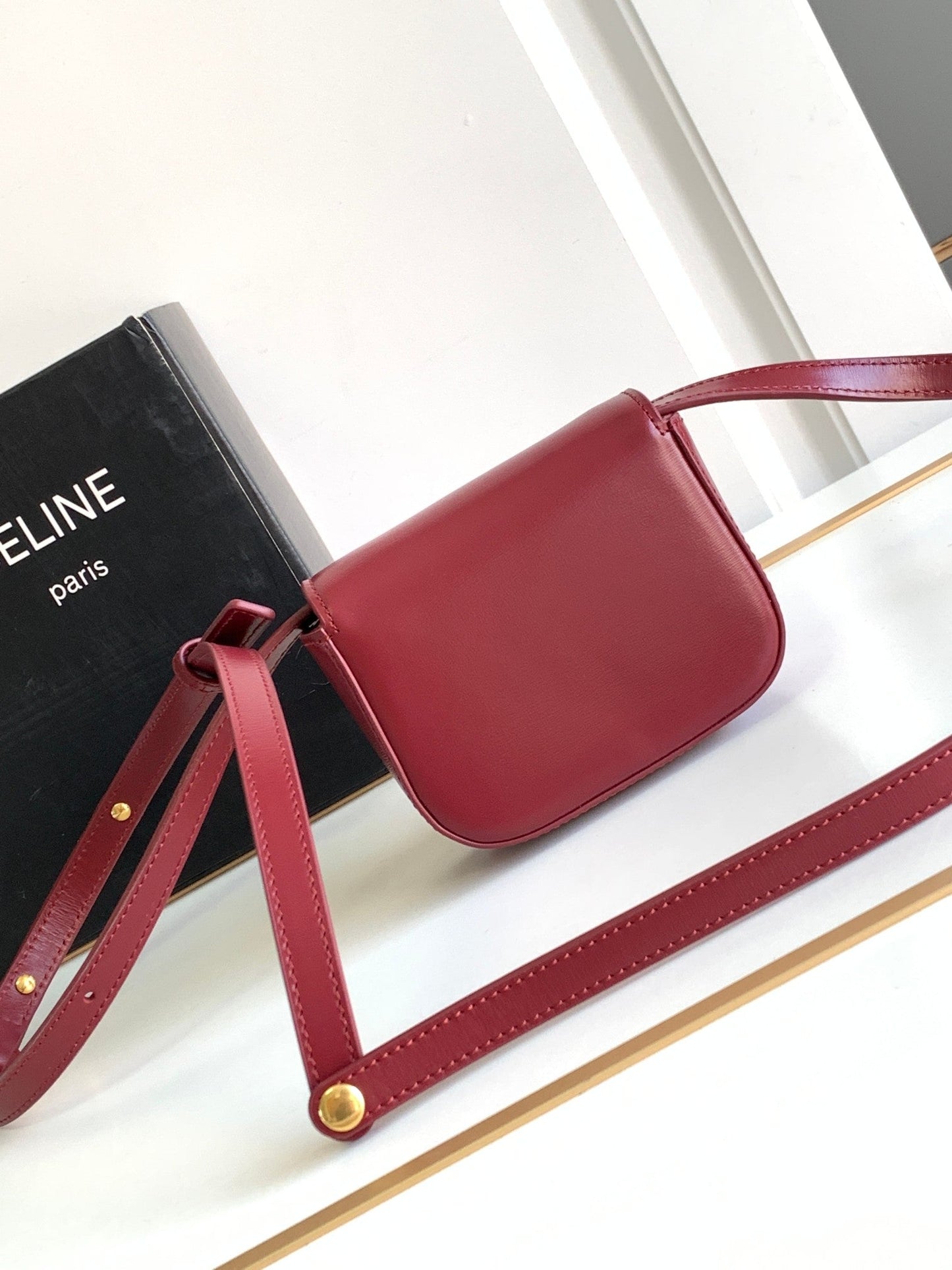 TEEN TRIOMPHE 11CM RED CALFSKIN