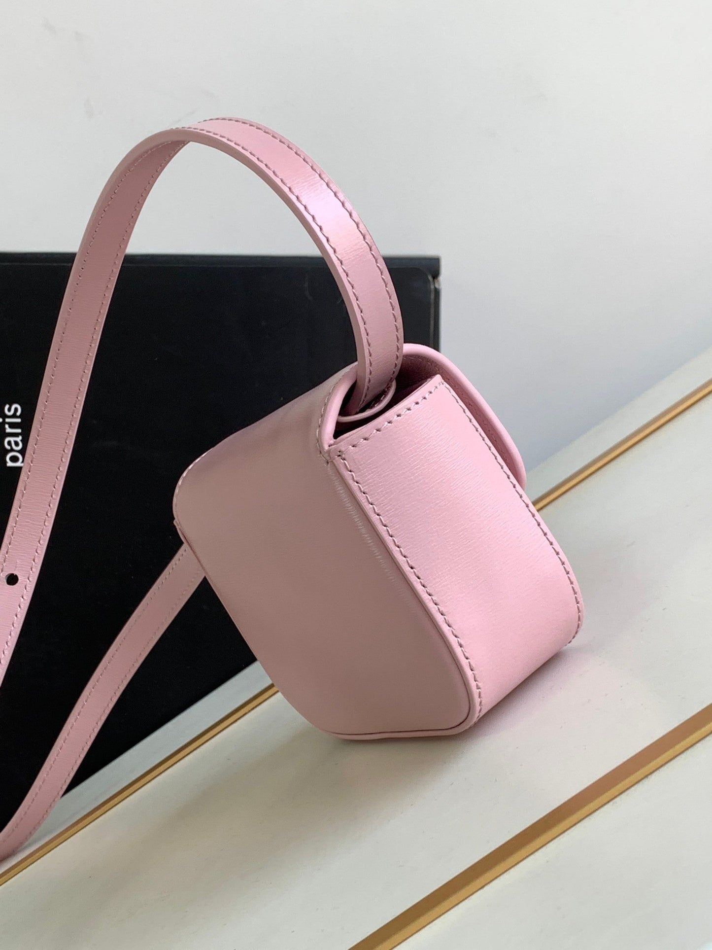 TEEN TRIOMPHE 11CM LIGHT PINK CALFSKIN