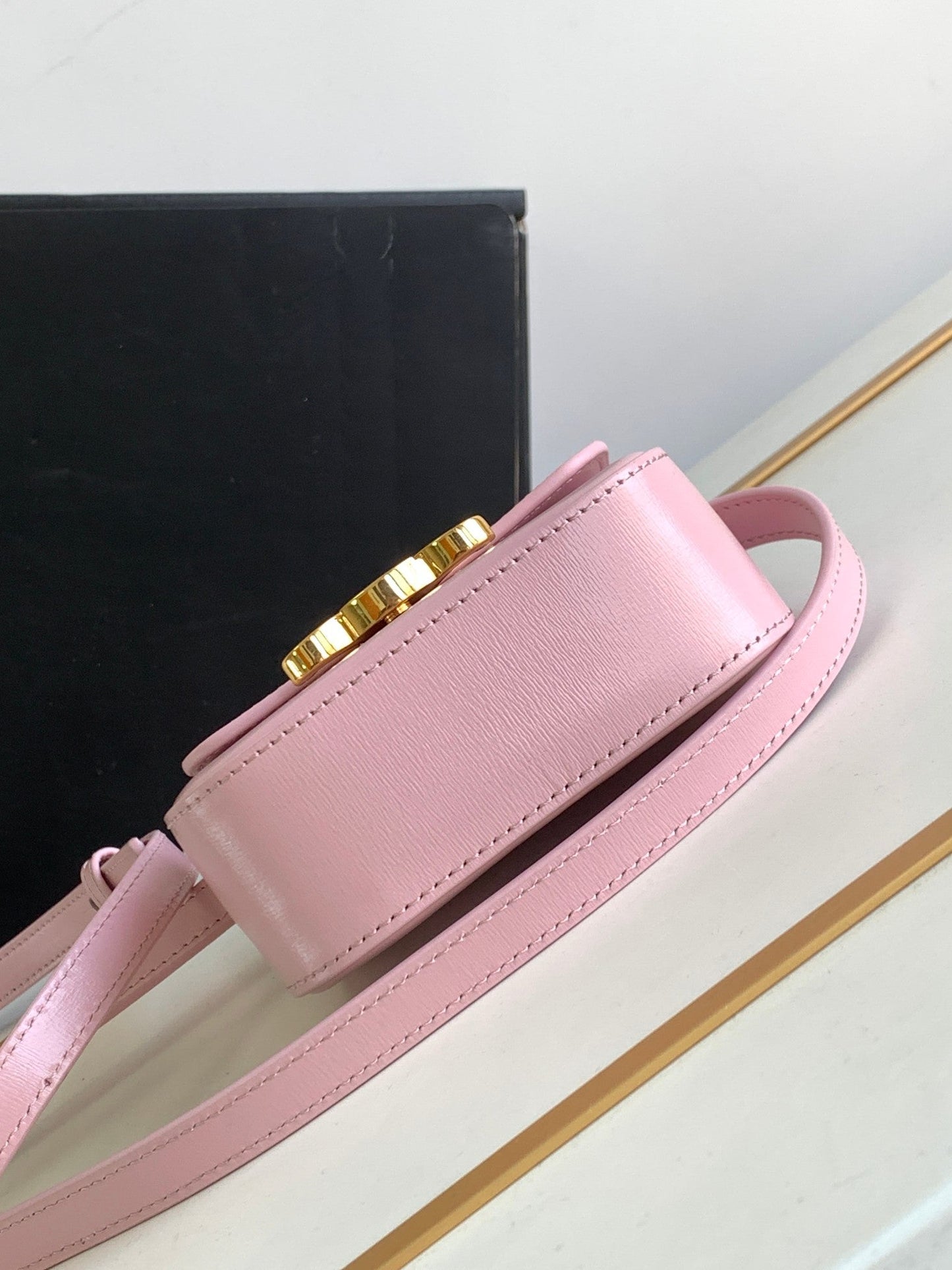 TEEN TRIOMPHE 11CM LIGHT PINK CALFSKIN