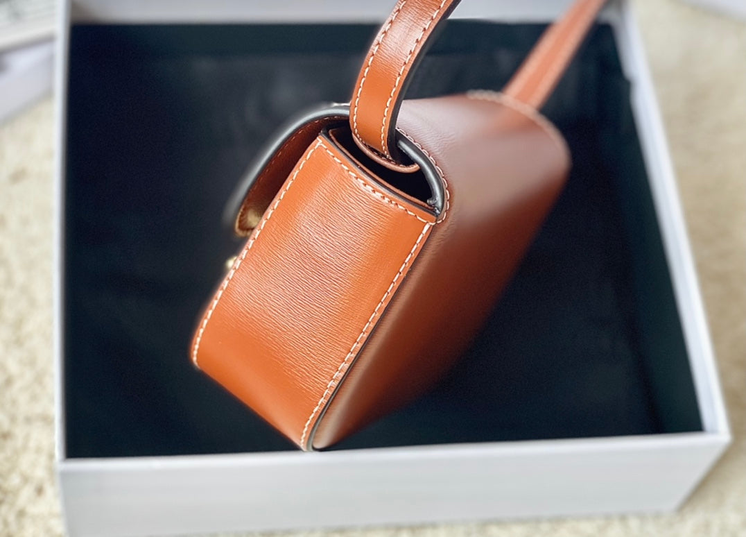 TEEN TRIOMPHE 11CM ORANGE CALFSKIN