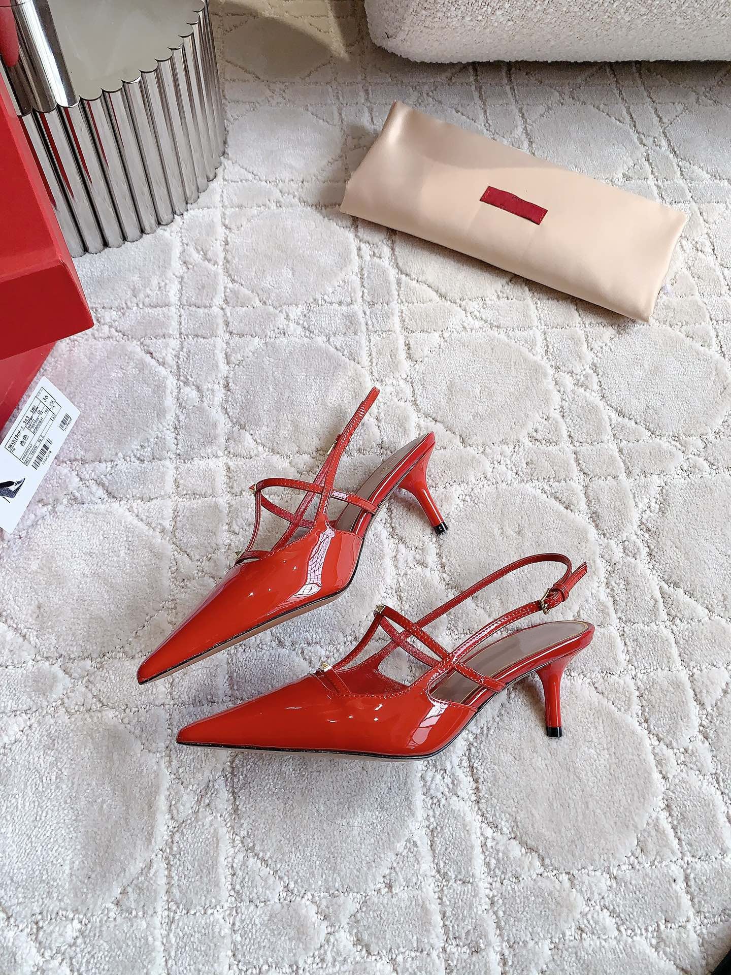 2 Rockstud Slingback 65mm Shiny Red