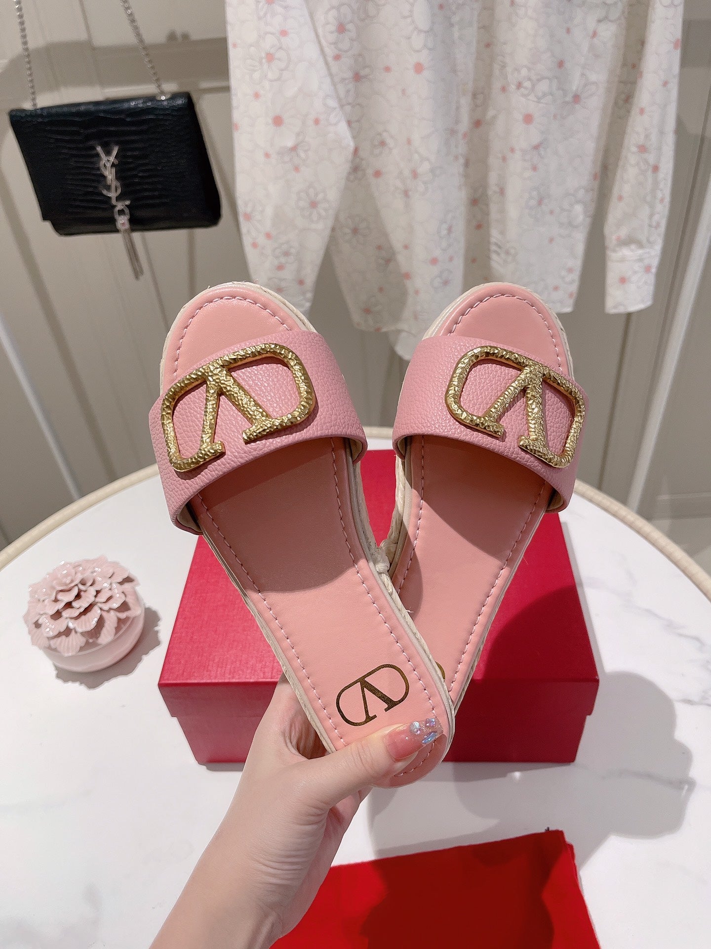 Vlogo Slippers Pink